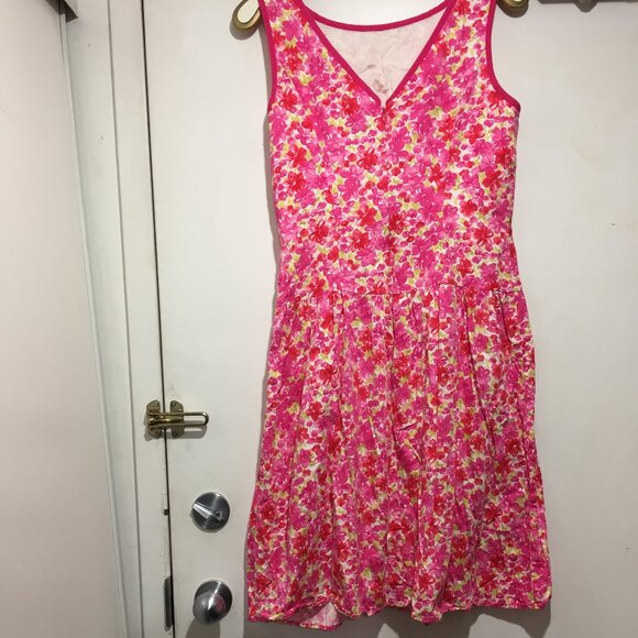 VINTAGE MICA V-BACK FLORAL PRINT DRESSES SIZE 12 - Picture 4 of 8
